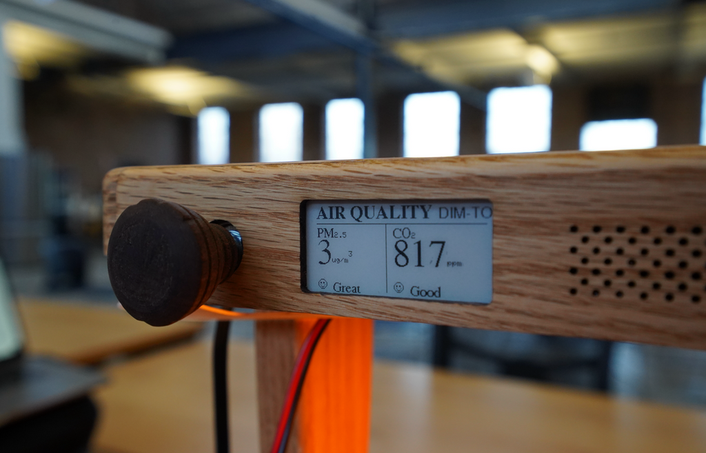 Aera Sense - Indoor Garden with Air Quality Monitor